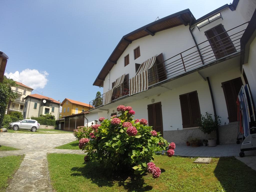 Villa Vanda Castelveccana Екстериор снимка